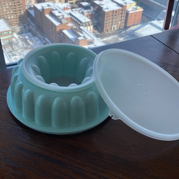 𝅺Tupperware - Vintage Jell-O and Asp Mould - Picture 2 of 14